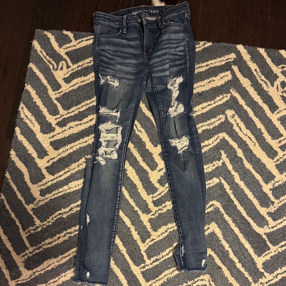 American Eagle Outfitters Women's Dark Blue Ripped Skinny Jeans